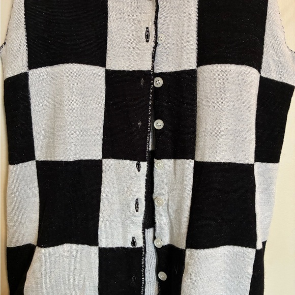 Urban Outfitters-SOLD OUT “Talia” Small B/W Checkered Knit Button-front Tank - Picture 4 of 7
